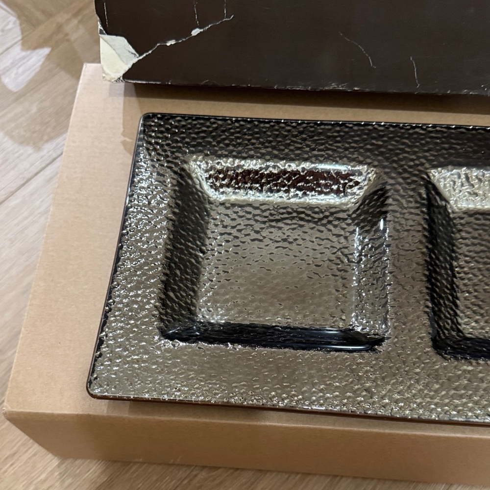Michael Aram Black Orchid 3 Part Serving Tray - Picture 4 of 5